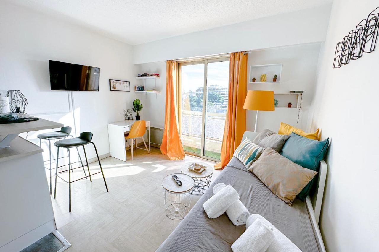 Guignon - Apart Sunny Comfort Close To The Port & Station Antibes Exterior photo